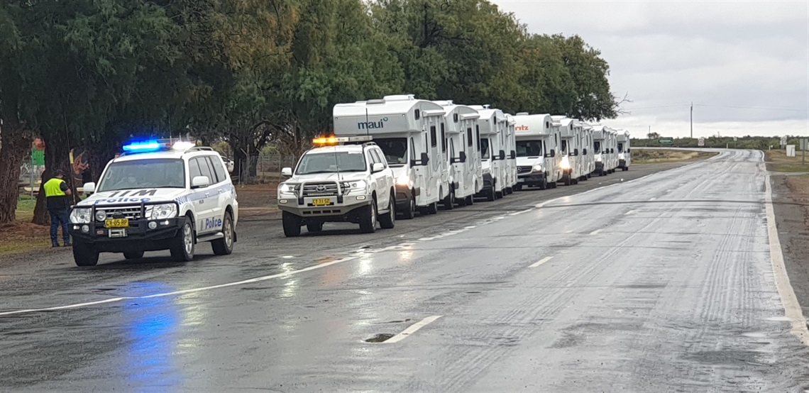 Motorhomes arrive in Wilcannia