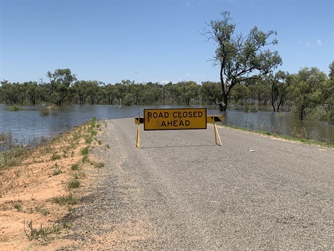 Menindee-some-back-roads-are-closed-01012023.jpg